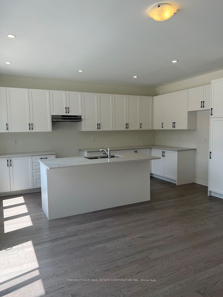 Kitchen with Island