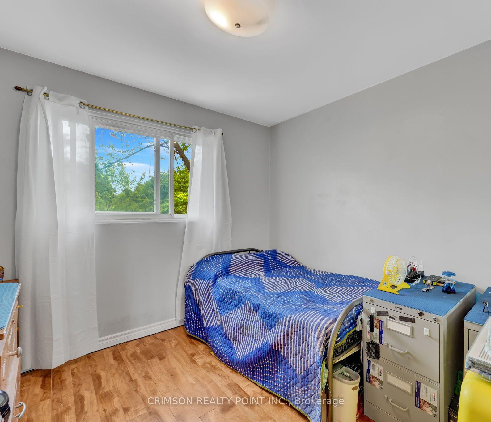 3 Bedrooms Condo at 25 Brimwood, Toronto For sale