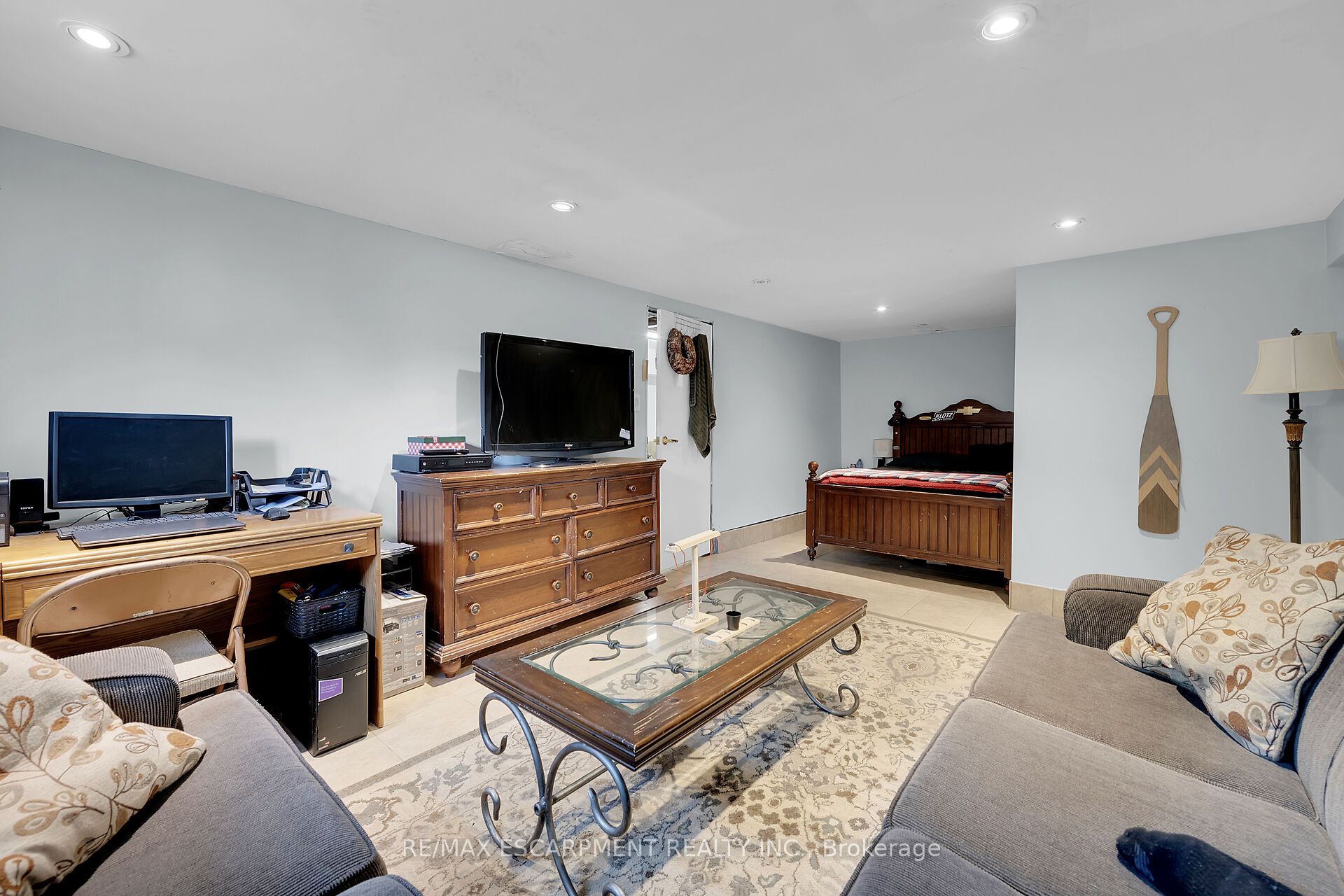 1214 Golf Club Road