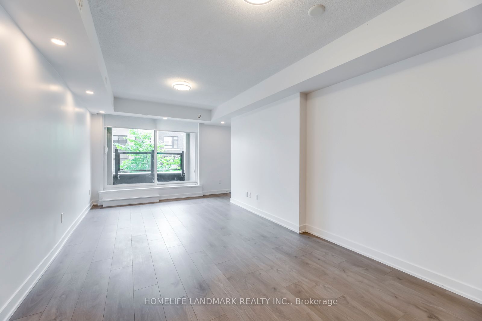 1133 Cooke Boulevard, #808