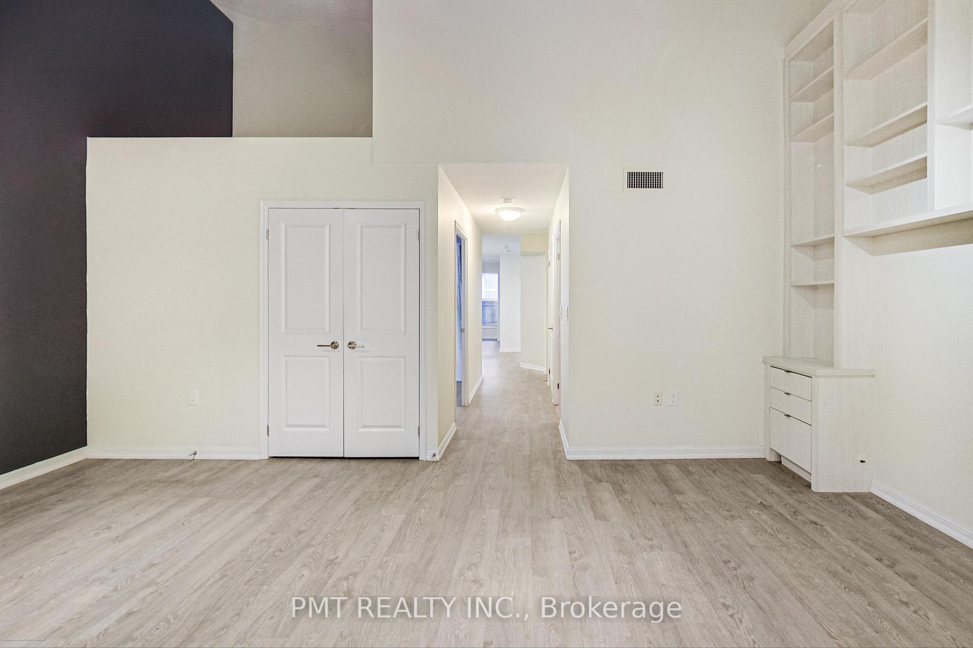 2 Bedrooms Condo at 125 Western Battery, Toronto For sale