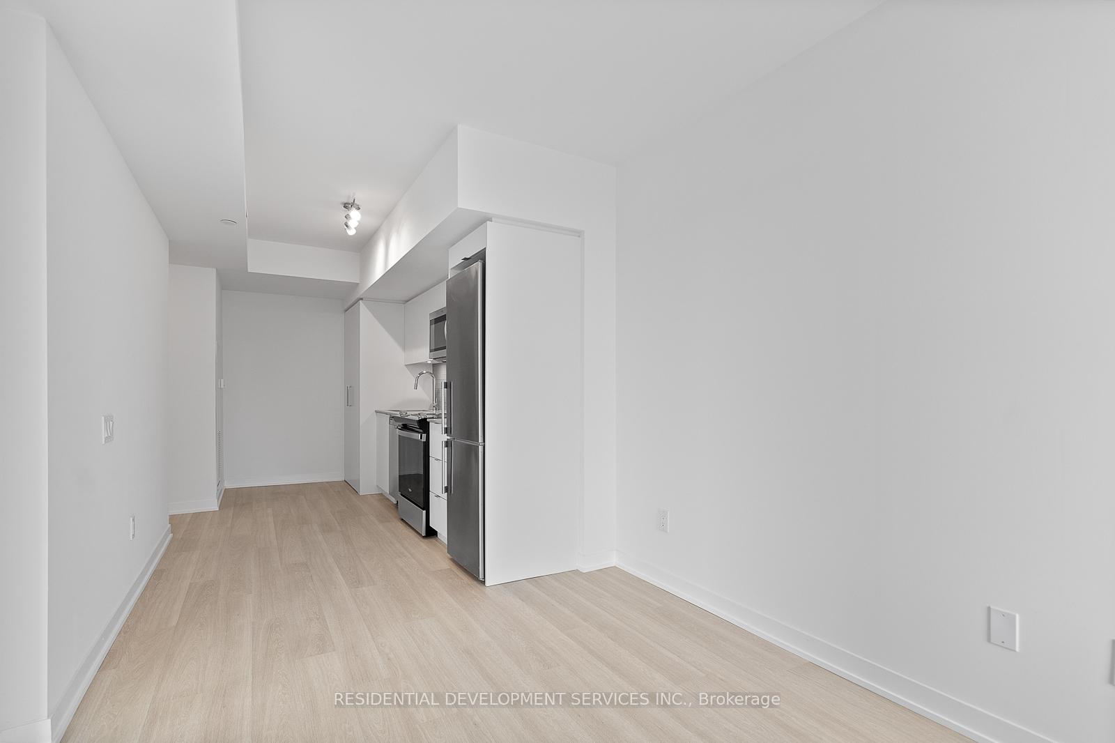 2 Bedrooms Condo at 500 Wilson,  Toronto For sale