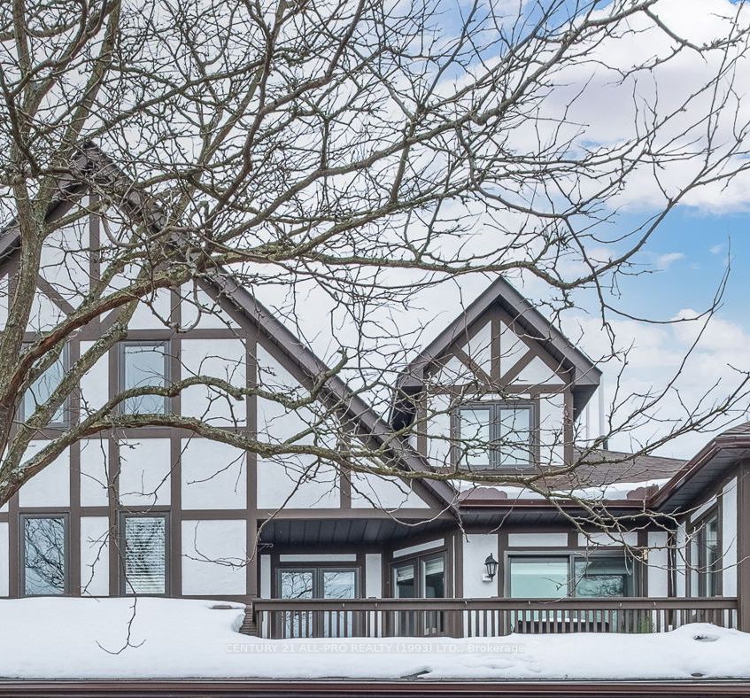 245 Elgin Street W, #411