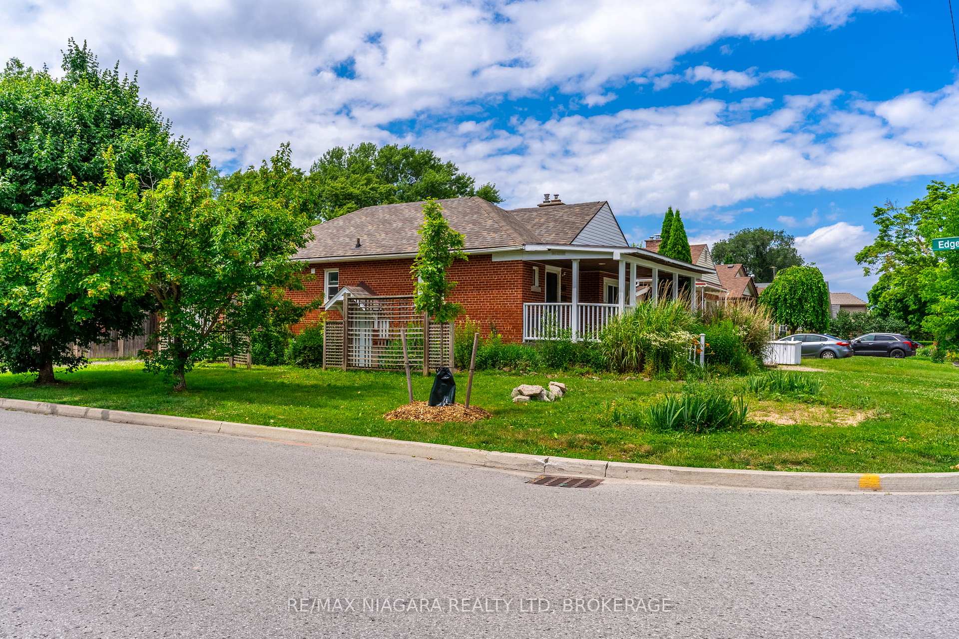 170 Highland Avenue, St. Catharines, ON L2R 4J6