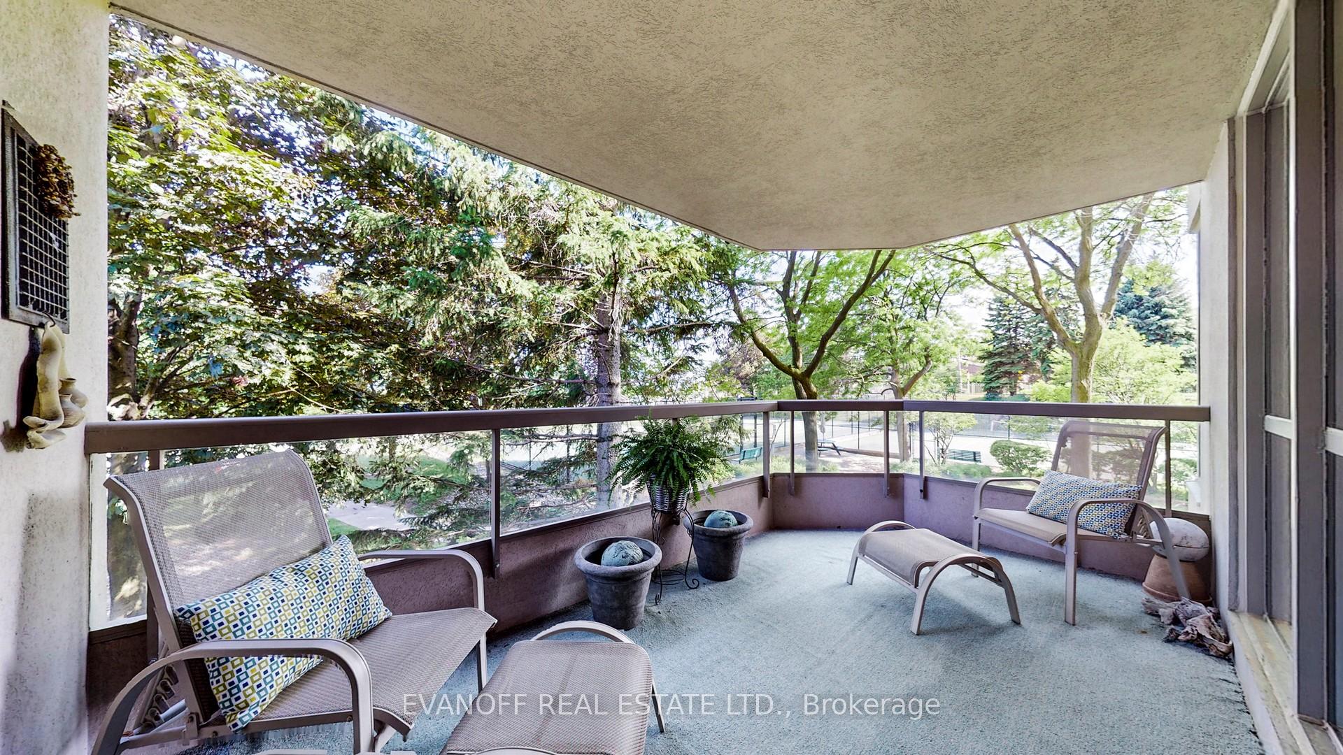 3 Bedrooms Condo at 10 Guildwood, Toronto For sale