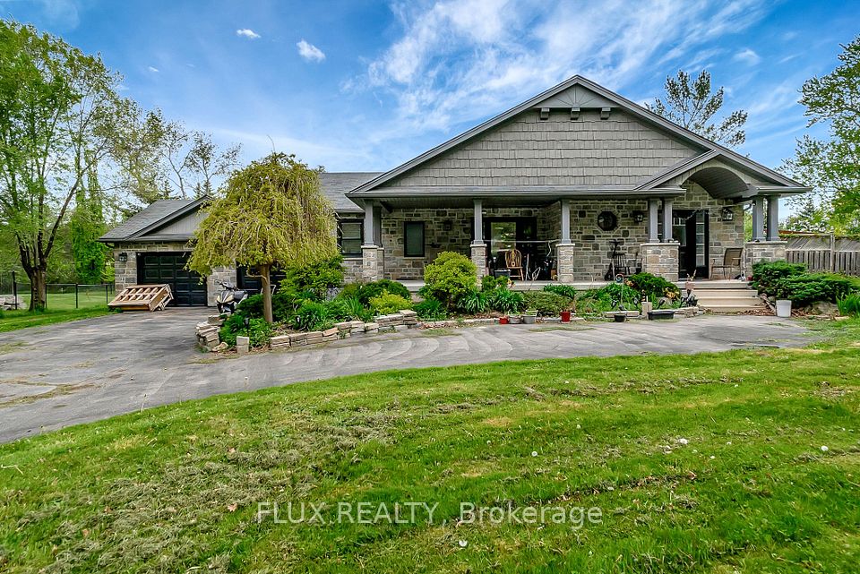 1392 Doon Village
