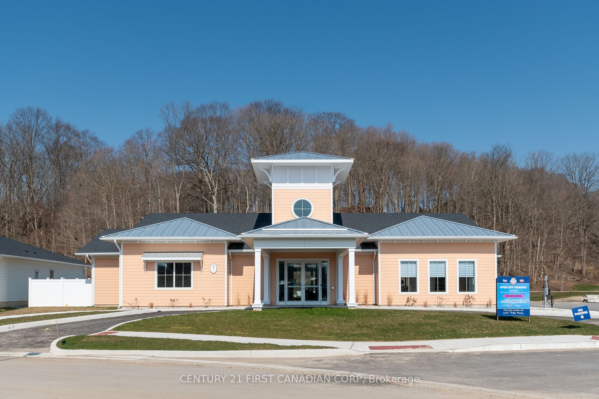 #415 - 100 The Promenade, Central Elgin, ON N5L 1C5