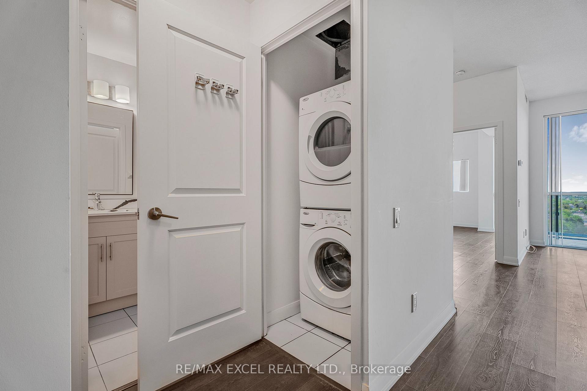 2 Bedrooms Condo at 5162 Yonge, Toronto For sale