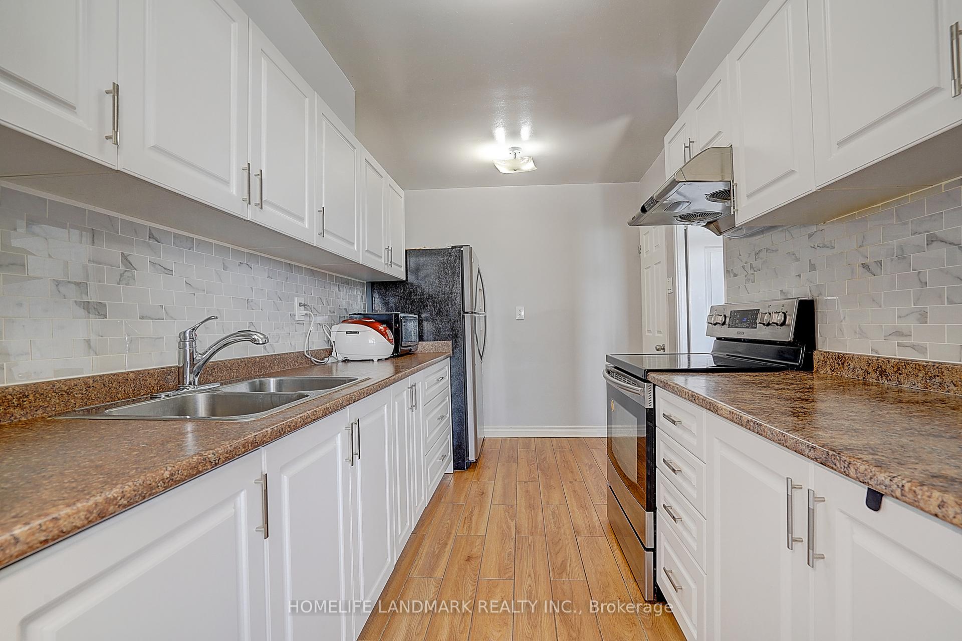 2 Bedrooms Condo at 350 Seneca Hill, Toronto For sale
