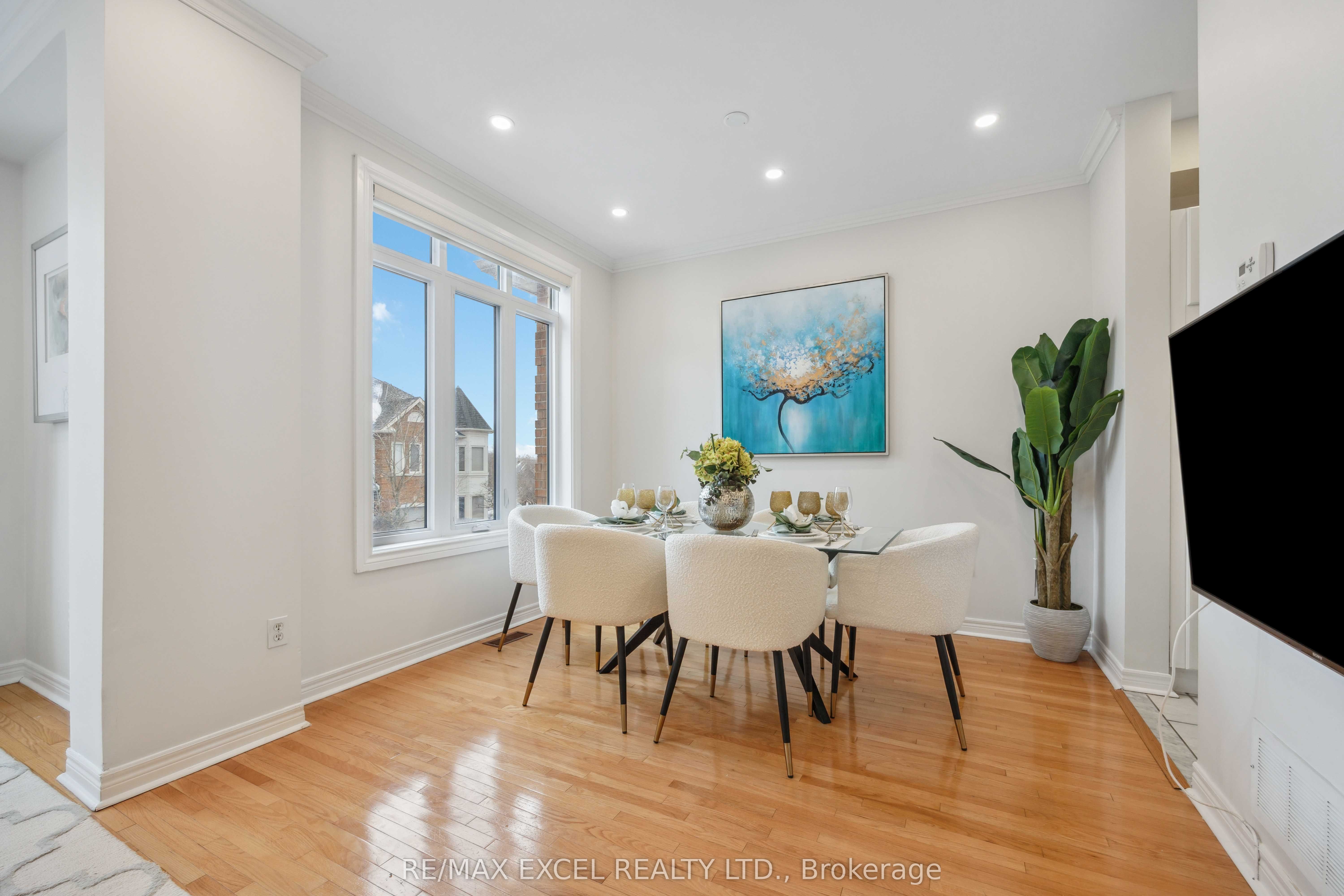 255 Shaftsbury Avenue, #66