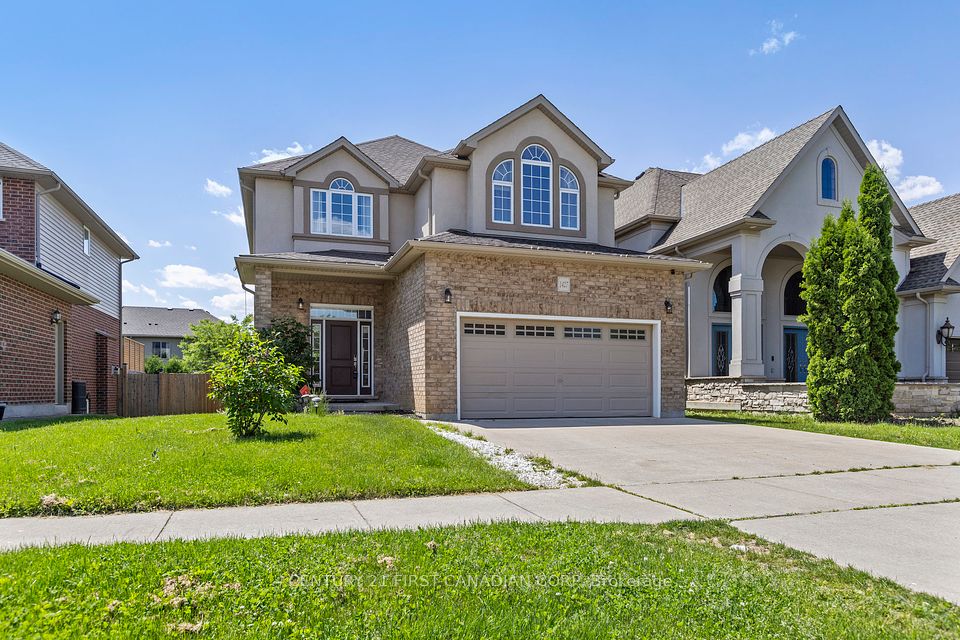 1427 Kains Woods
