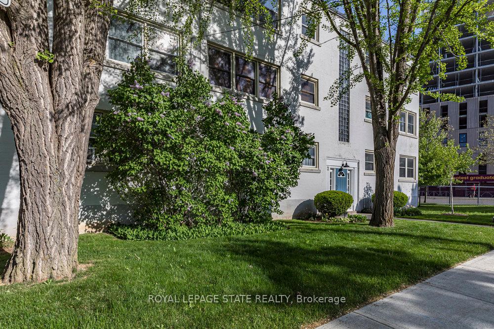 1 Bedroom Co-op at 2 Stroud, Hamilton For sale
