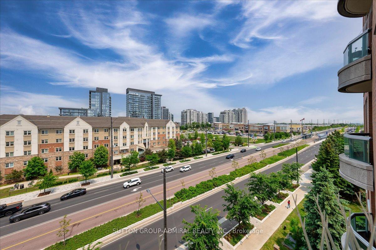 2 Bedrooms Condo at 745 New Westminster, Vaughan For sale