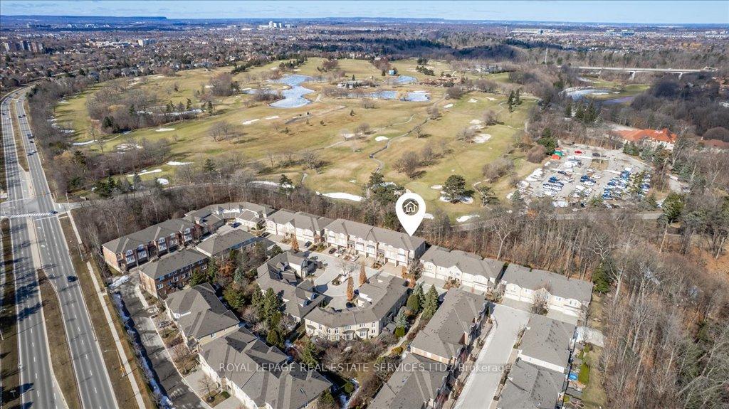 3 Bedrooms Condo at 1267 Dorval, Oakville For sale