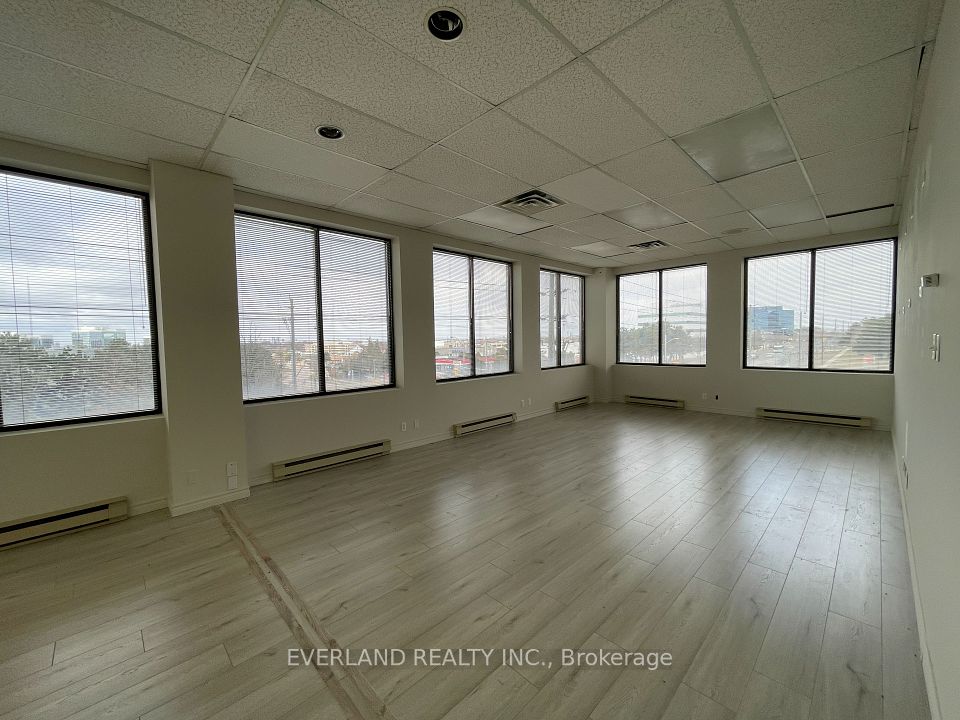 3601 Victoria Park