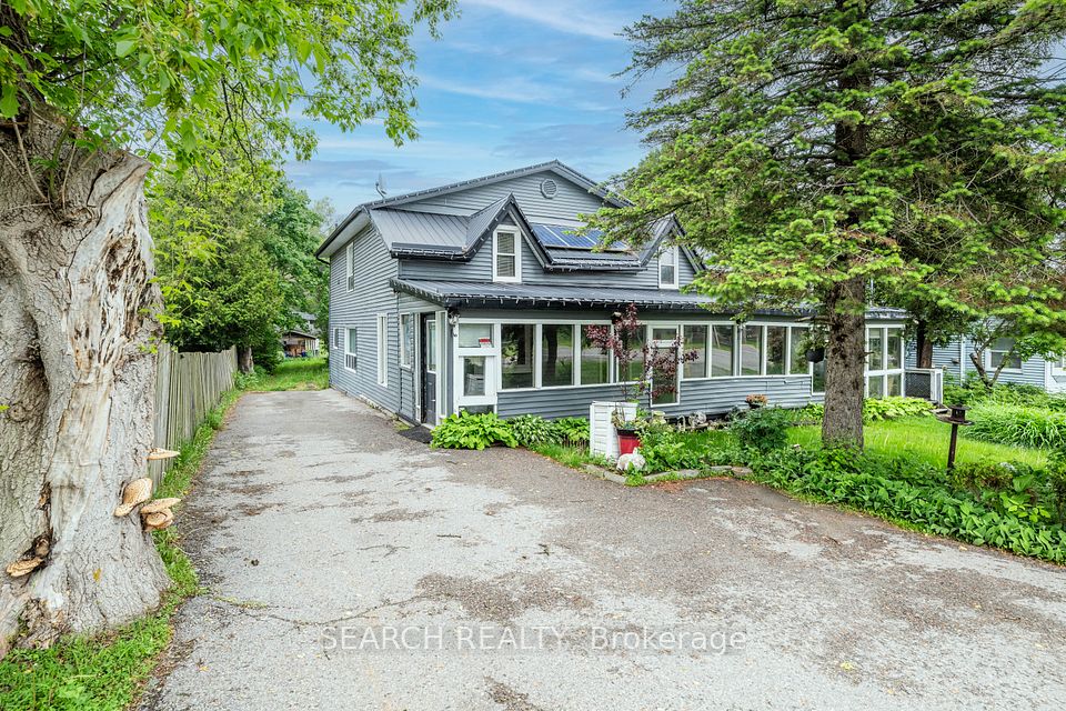 246 Regional 8 Road, Uxbridge, ON L9P 1R1