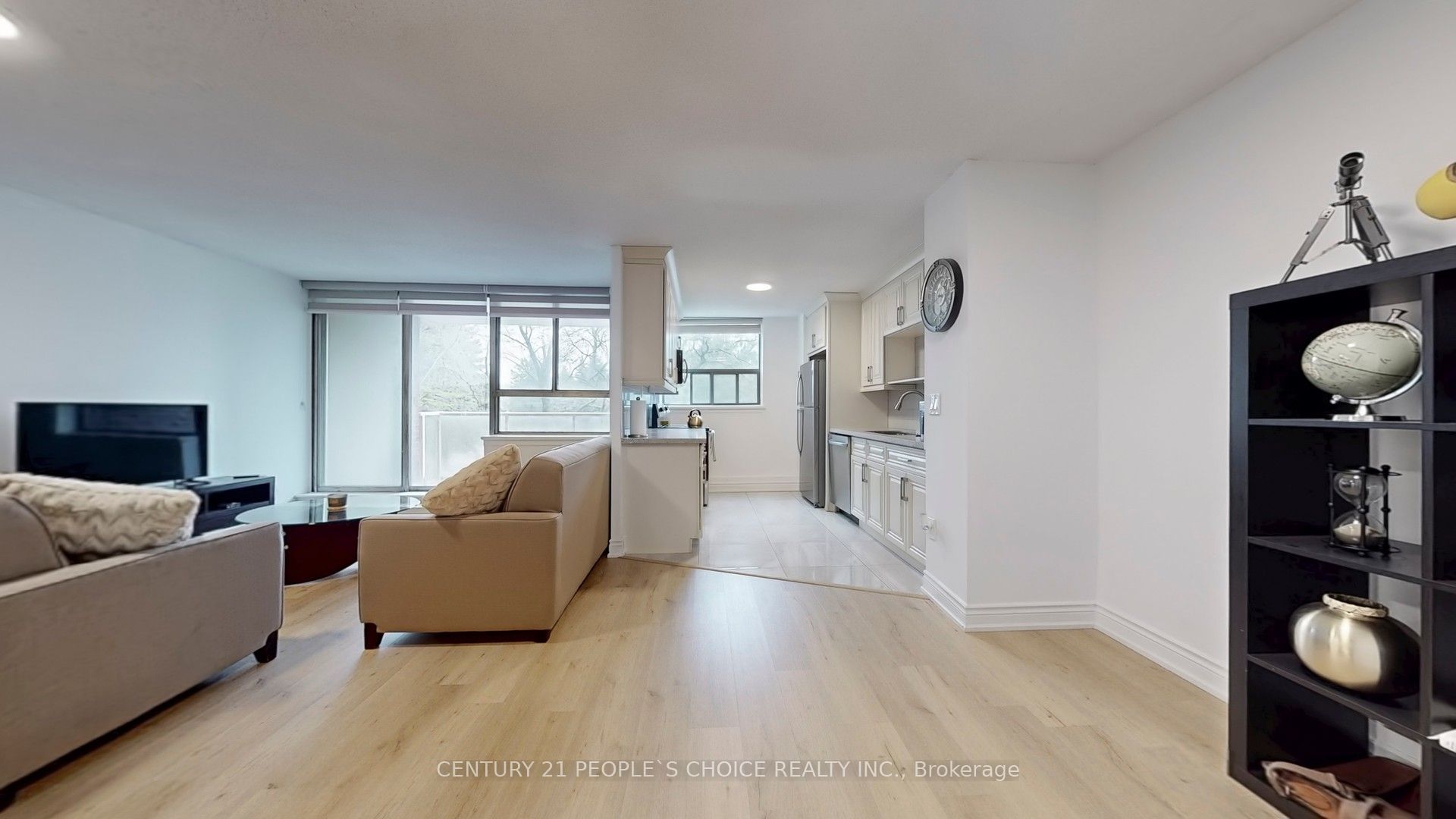 100 Wingarden Court, #216