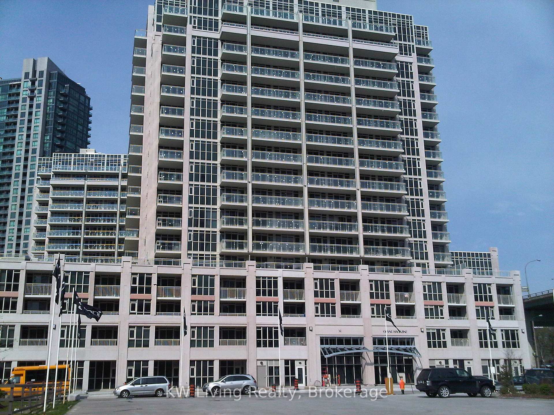 2 Bedrooms Condo at 38 Grand Magazine,  Toronto For sale