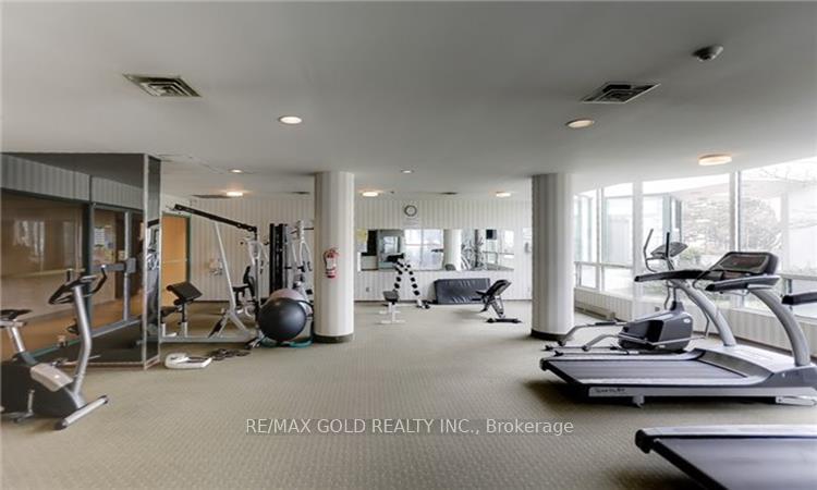 3 Bedrooms Condo at 4460 Tucana, Mississauga For sale