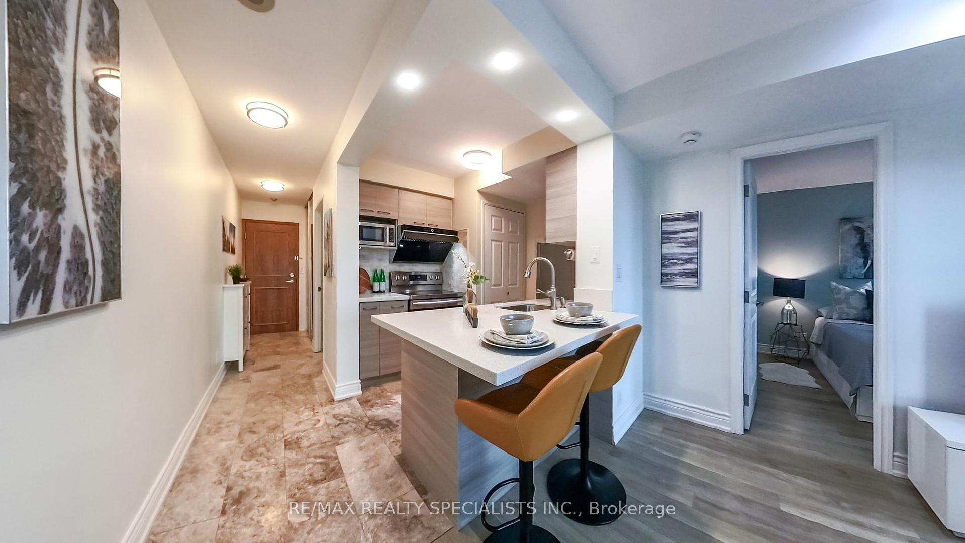 1 Bedroom Condo at 8 LEE CENTRE, Toronto For sale