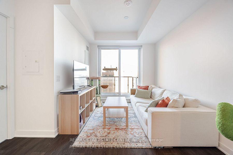 2 Bedrooms Condo at 130 River, Toronto For sale