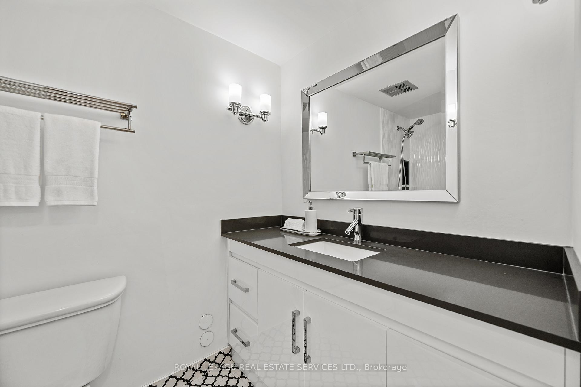 2 Bedrooms Condo at 2185 Marine,  Oakville For sale