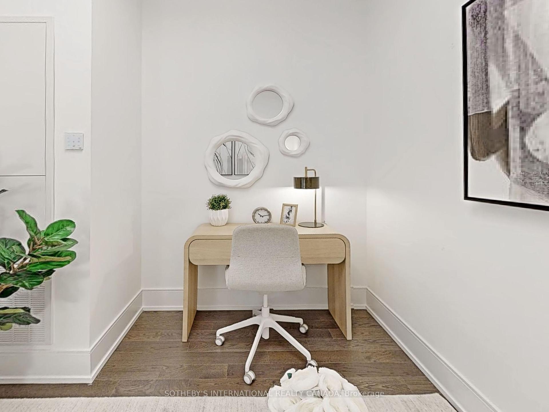 3 Bedrooms Condo at 30 Inn On the Park, Toronto For sale