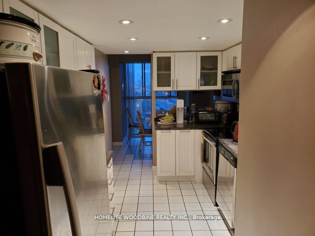 2 Bedrooms Condo at 600 Rexdale, Toronto For sale