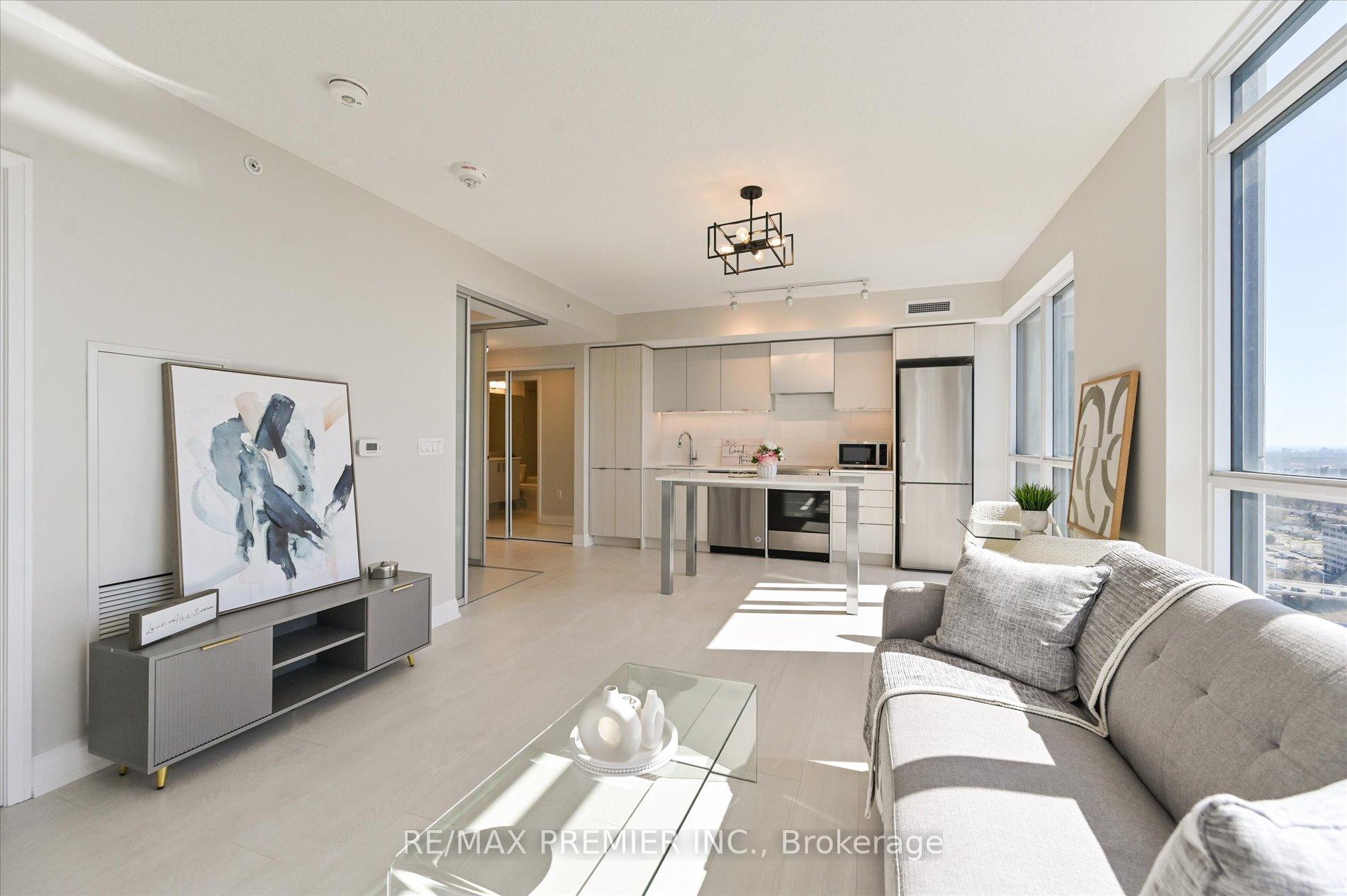 2 Bedrooms Condo at 30 Gibbs,  Toronto For sale
