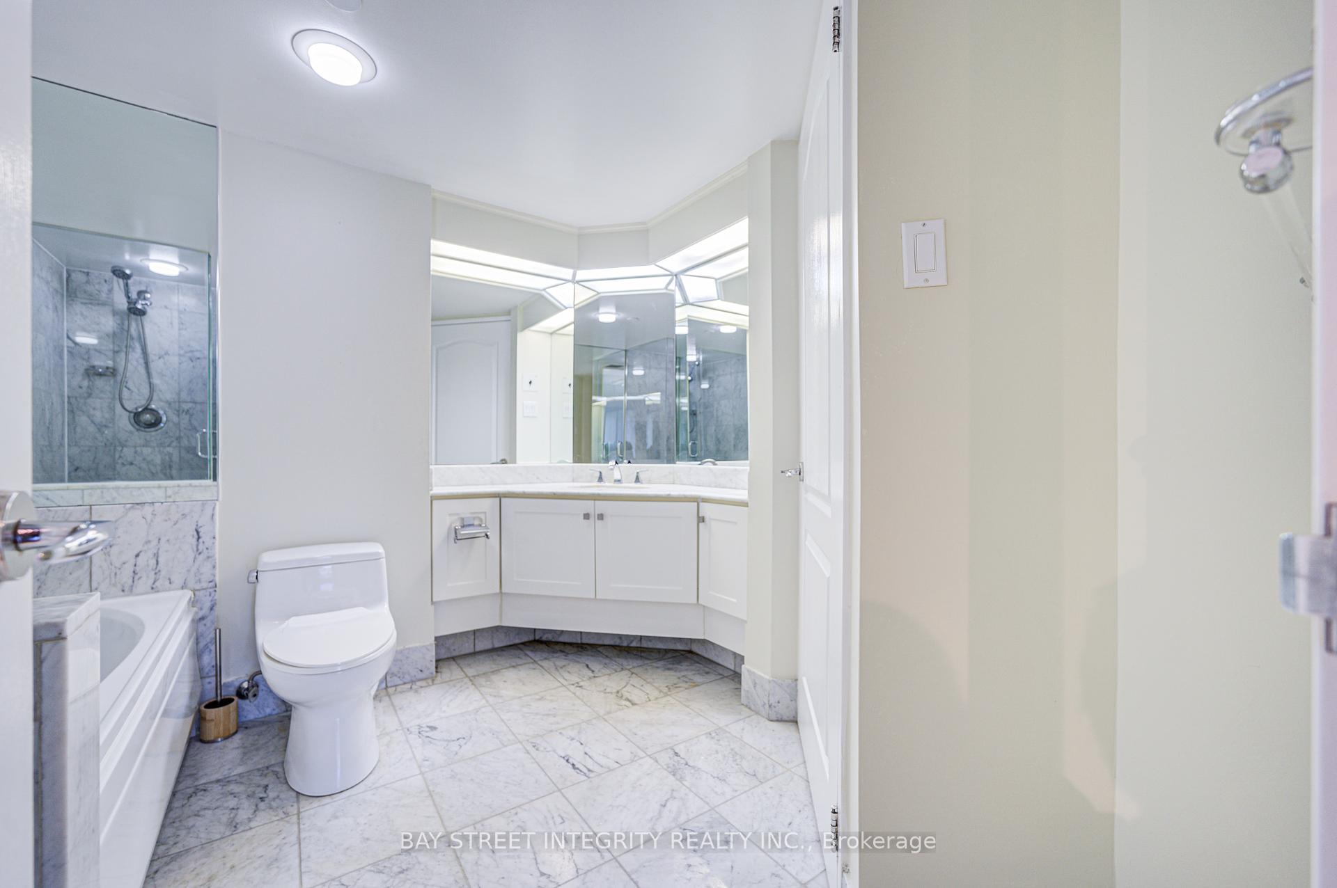 1 Bedroom Condo at 38 Elm, Toronto For sale