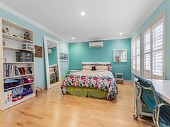 55 Viewmount Avenue