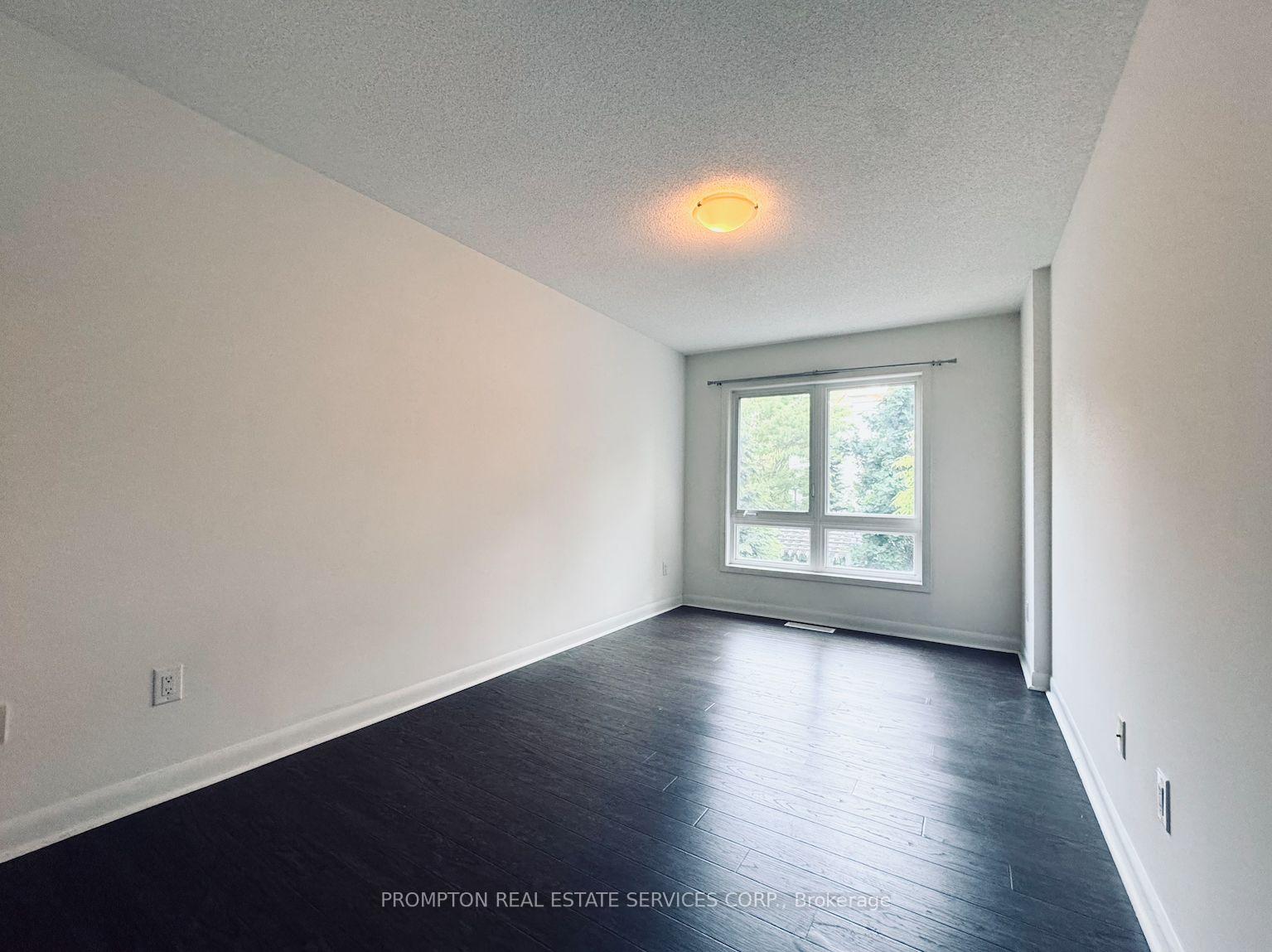 3 Bedrooms Condo at 19 Anndale, Toronto For sale