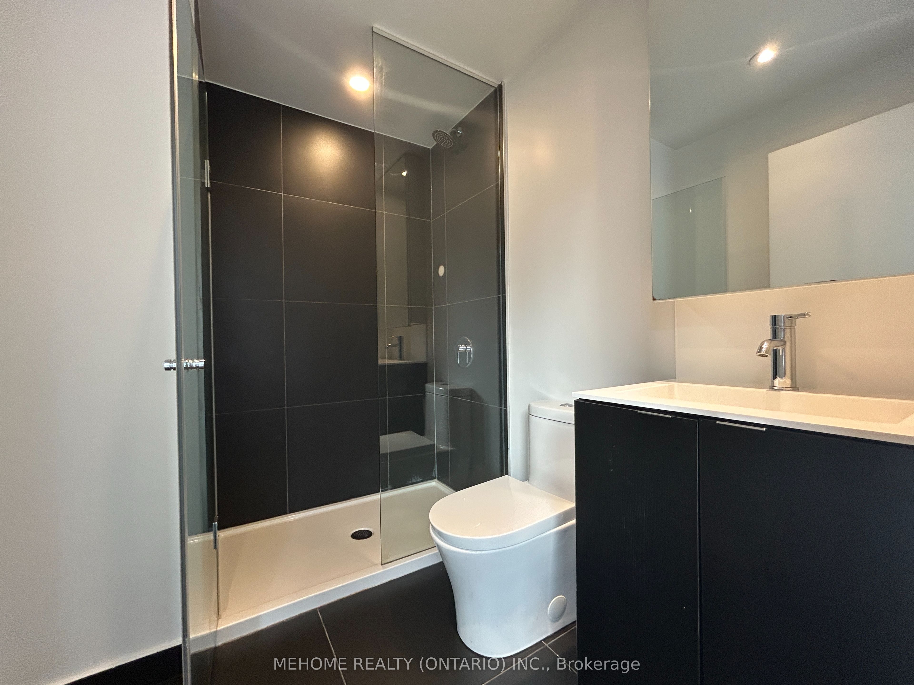 20 Edward Street, #1616