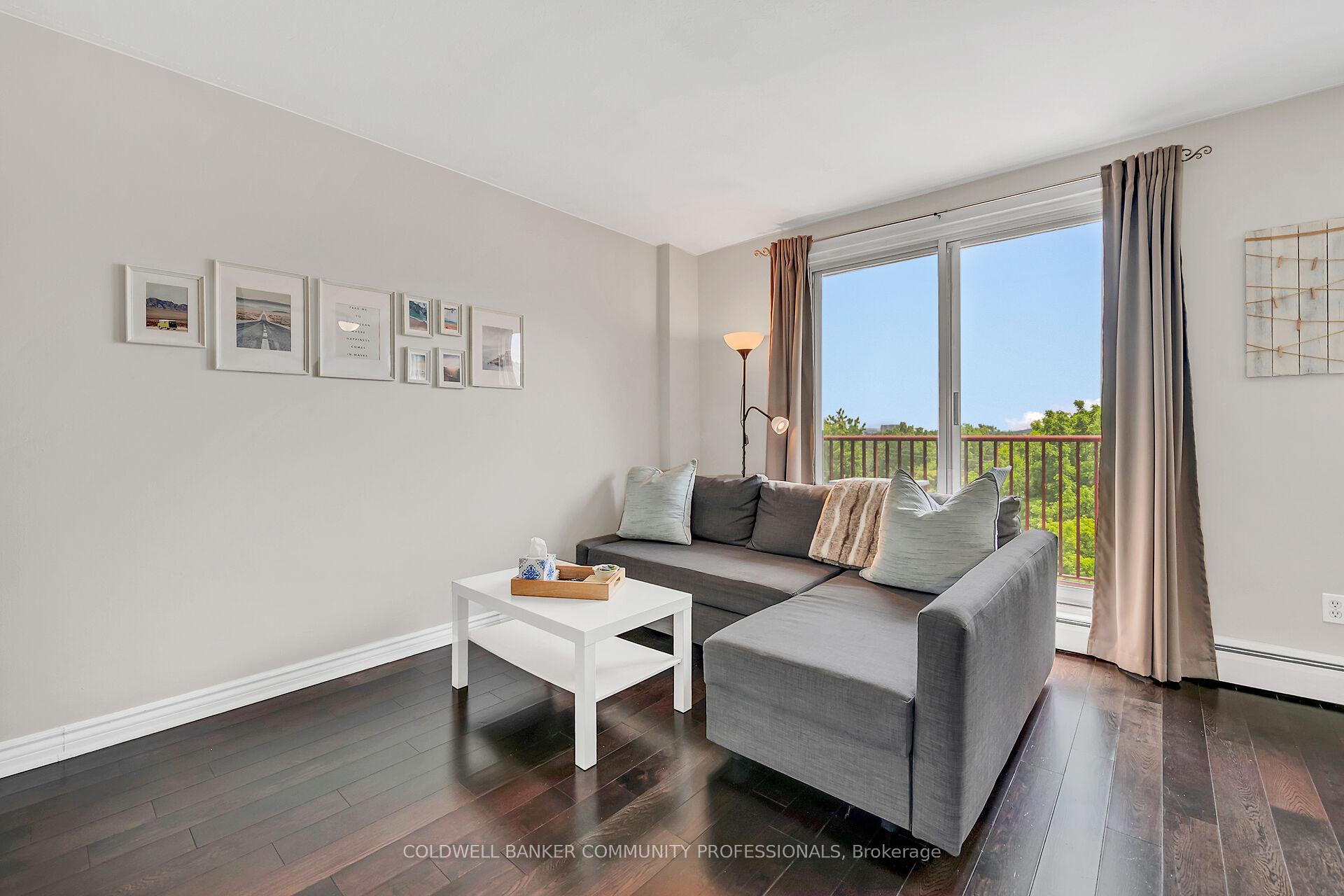 1 Bedroom Condo at 141 Catharine, Hamilton For sale