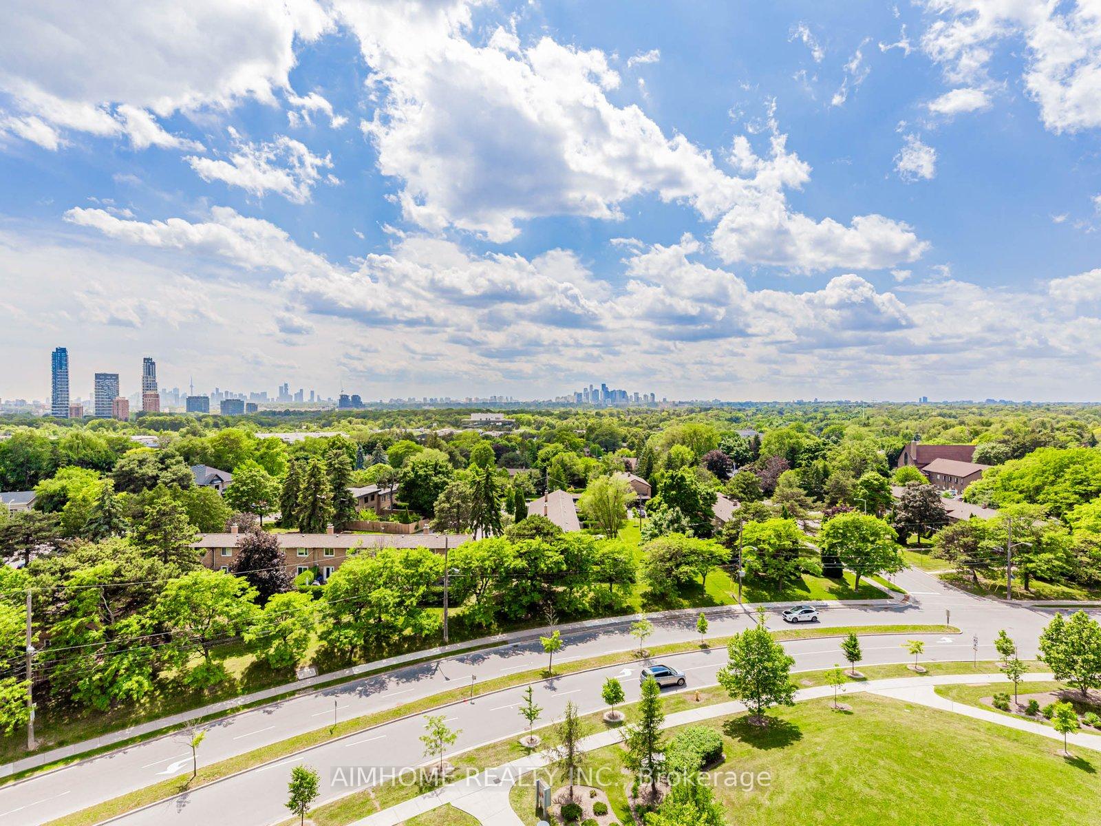 2 Bedrooms Condo at 20 O’Neil, Toronto For sale