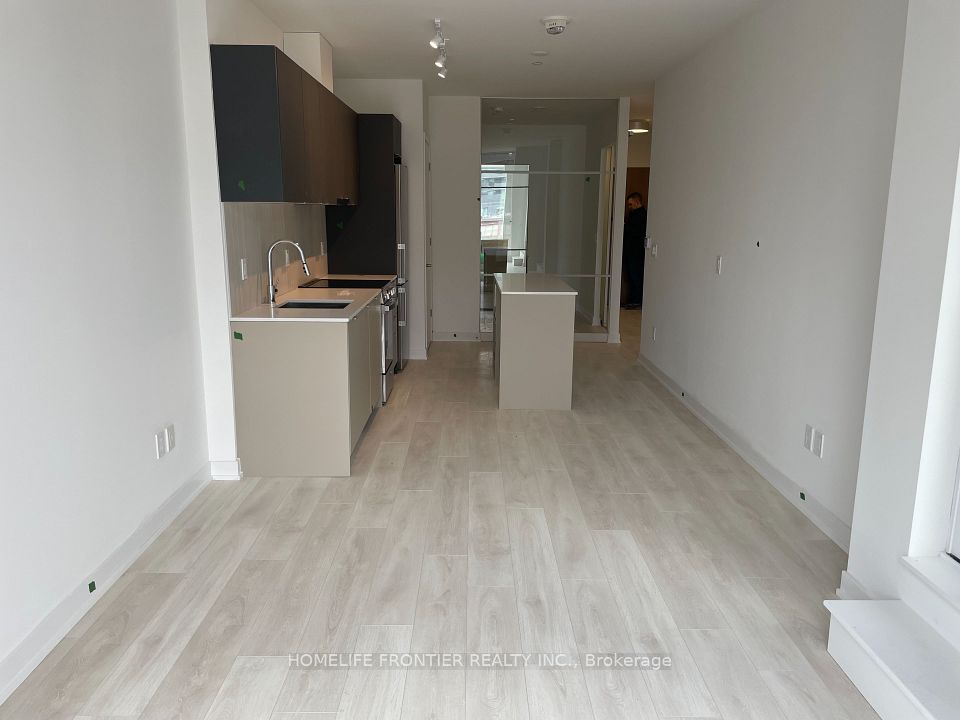 8 Tippett Road