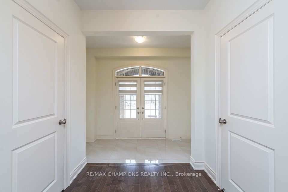 9 Cadence Road, Brampton, ON L6X 5S5