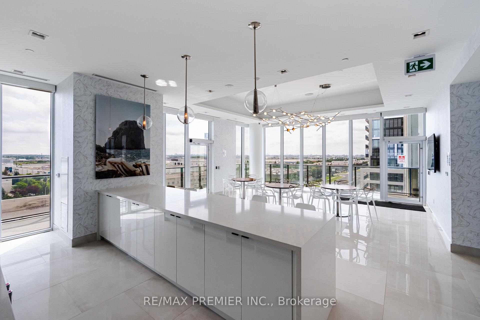 2 Bedrooms Condo at 9000 Jane,  Vaughan For sale