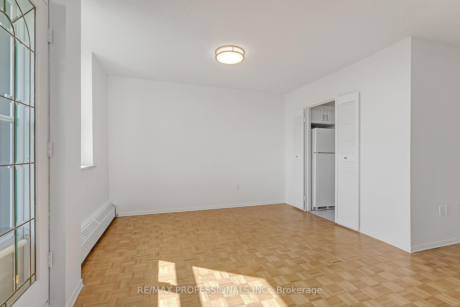 2 Bedrooms Co-op at 151 La Rose,  Toronto For sale