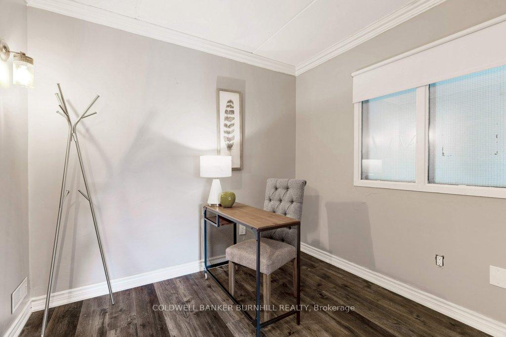 2 Bedrooms Condo at 2040 Cleaver,  Burlington For sale
