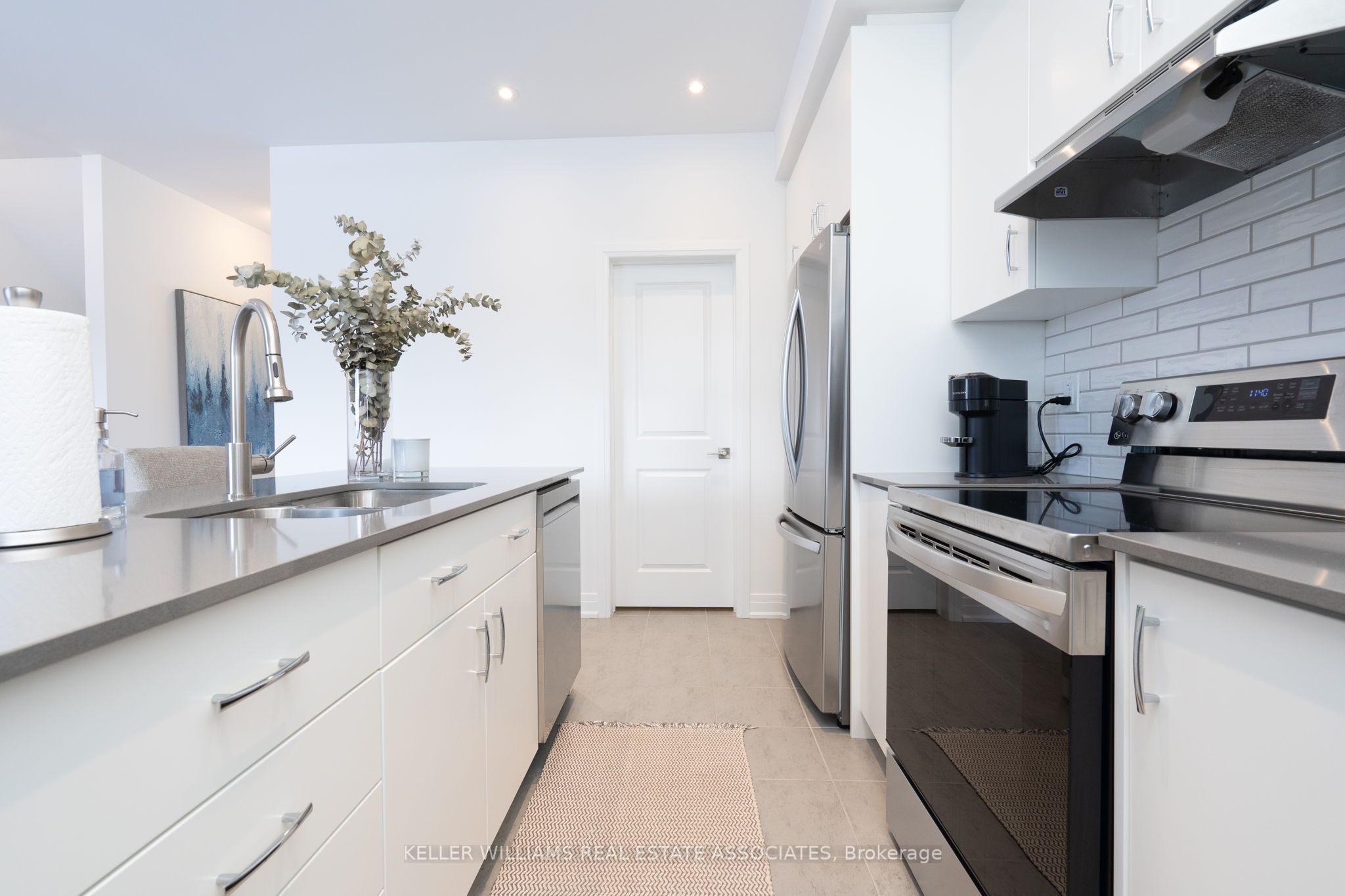 16 Humberstone Drive