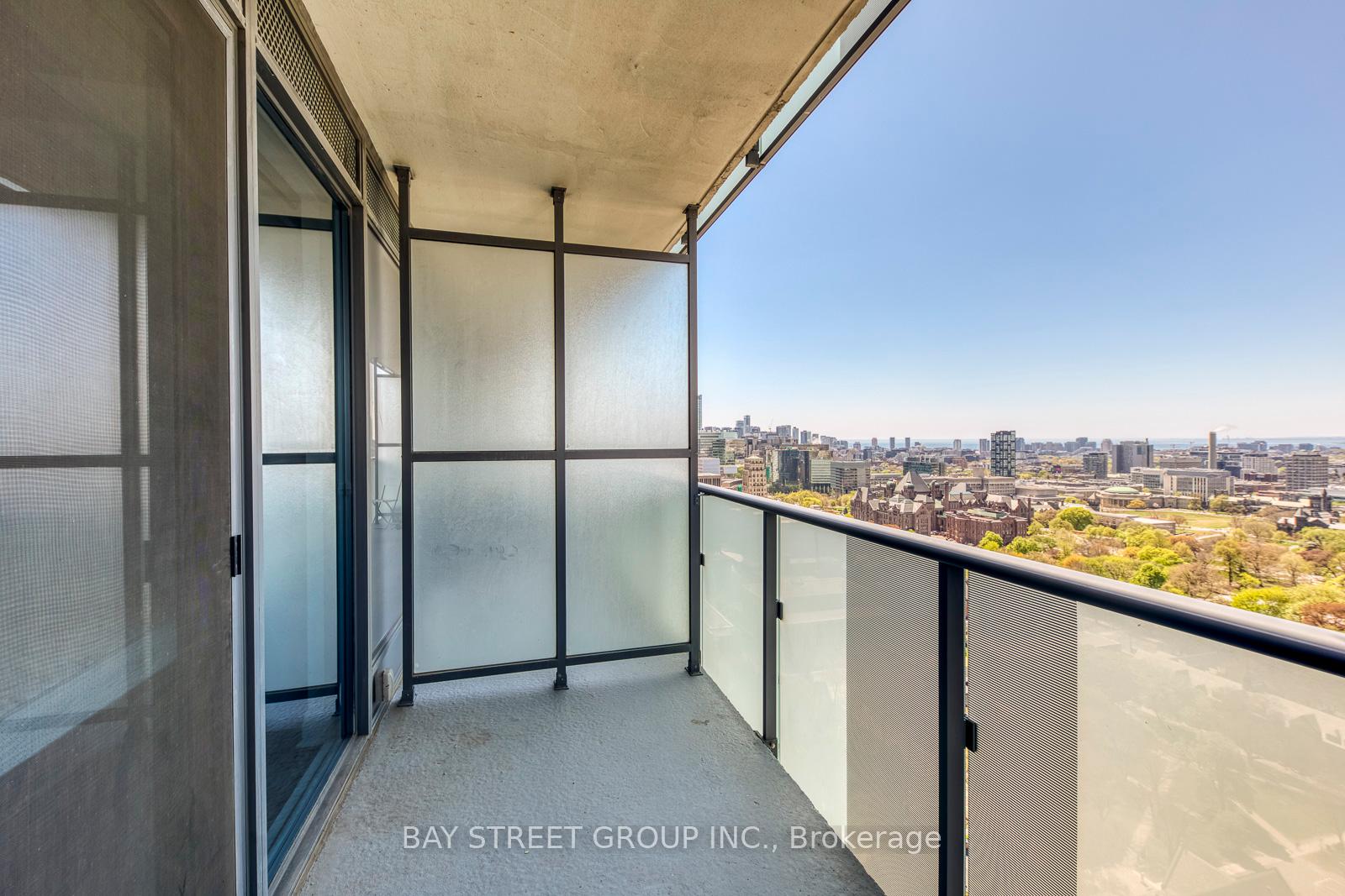 Condo at 1080 Bay, Toronto For sale