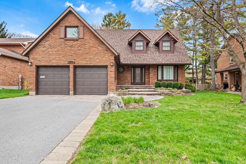 562 Sycamore