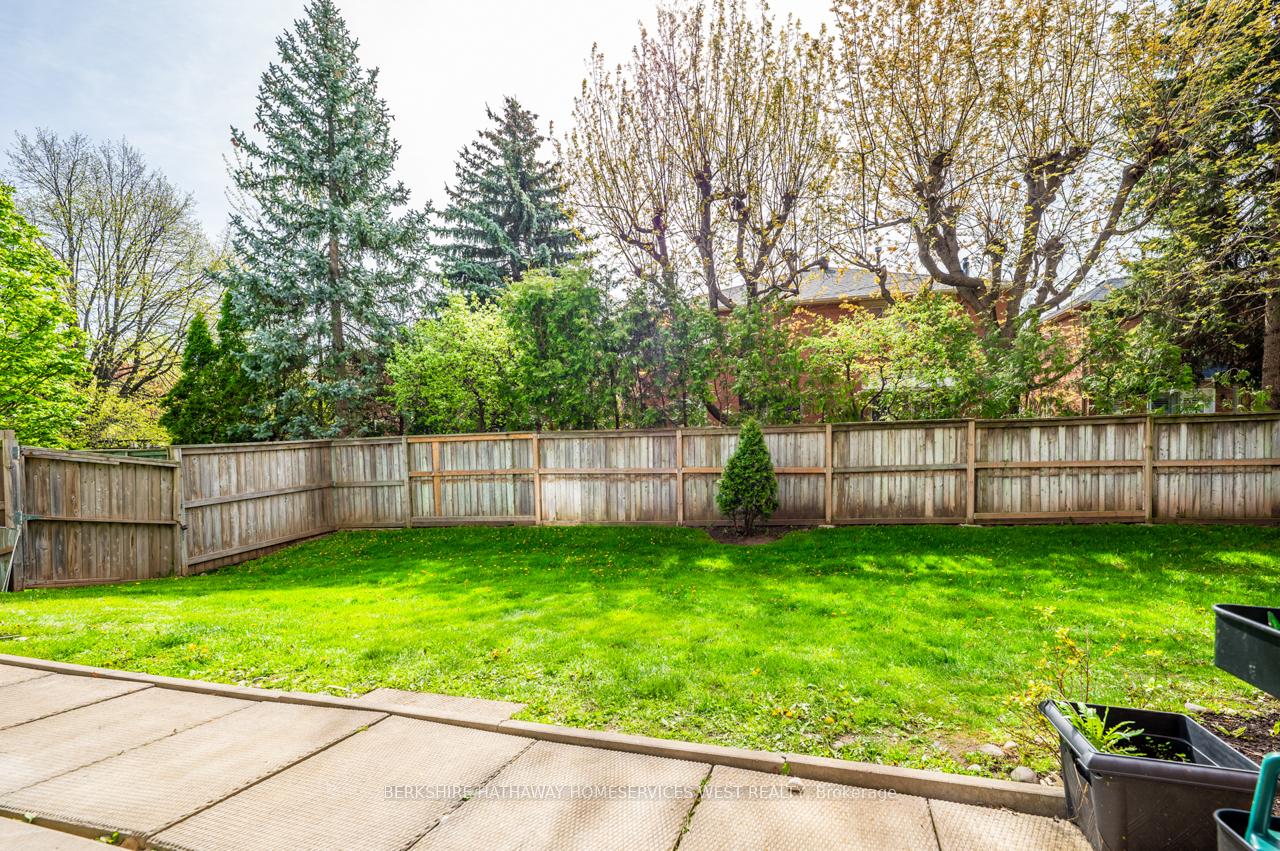 3 Bedrooms Condo at 1450 Glen Abbey,  Oakville For sale