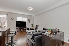 32 Ivor Crescent