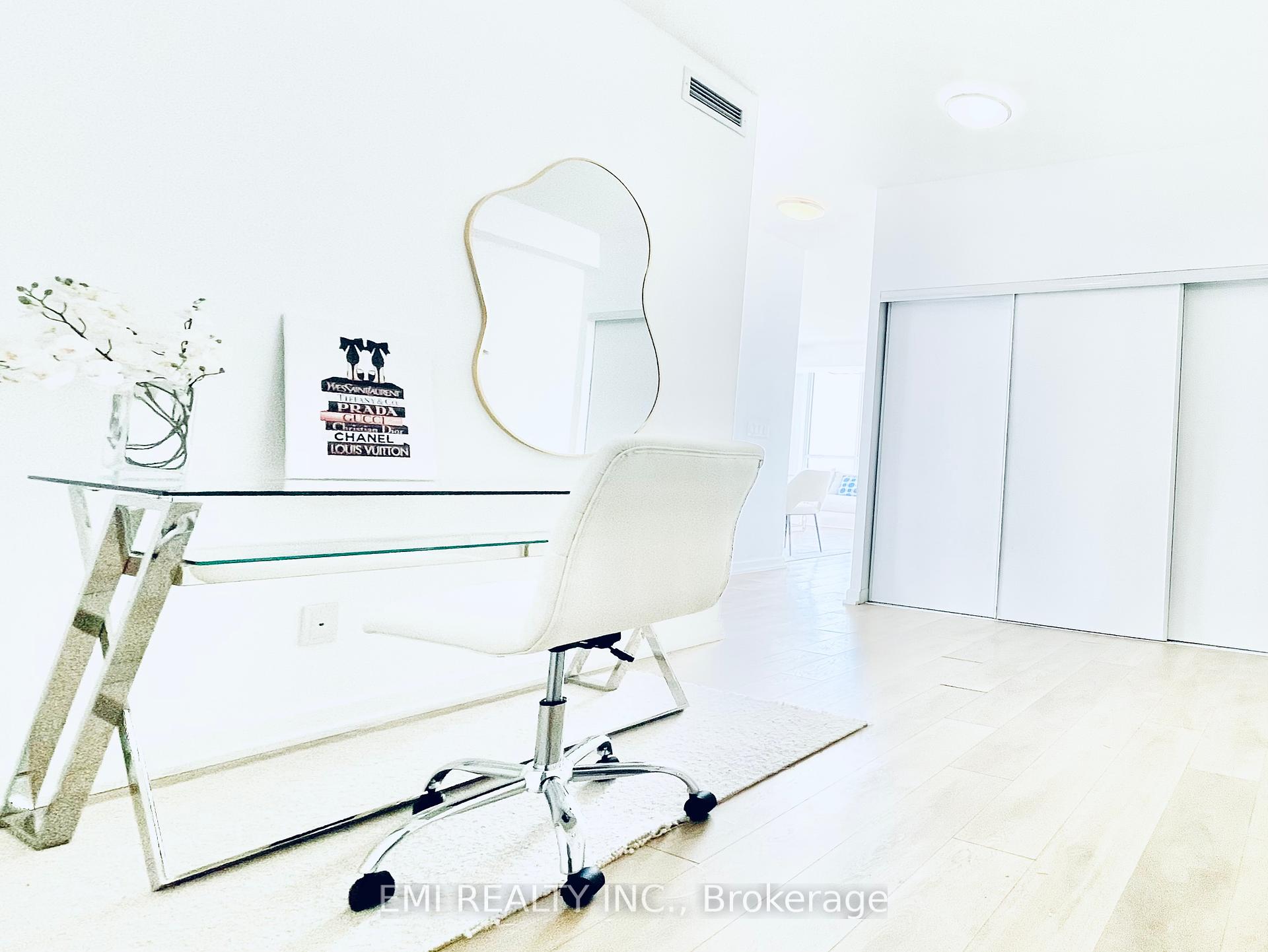 3 Bedrooms Condo at 36 Forest Manor,  Toronto For sale