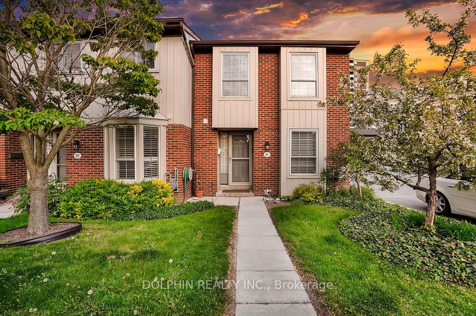 3033 Glencrest
