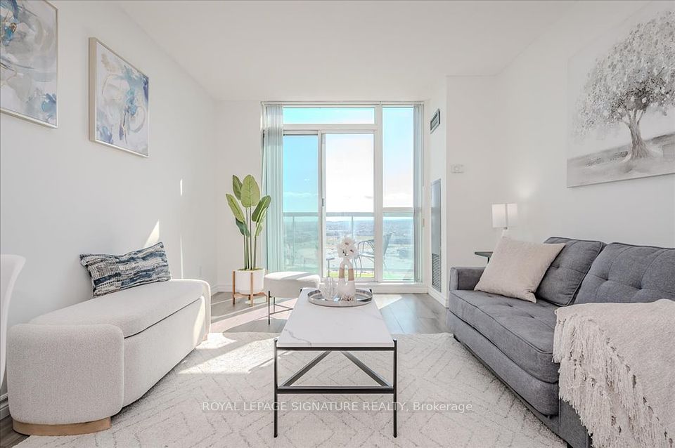 2545 Erin Centre