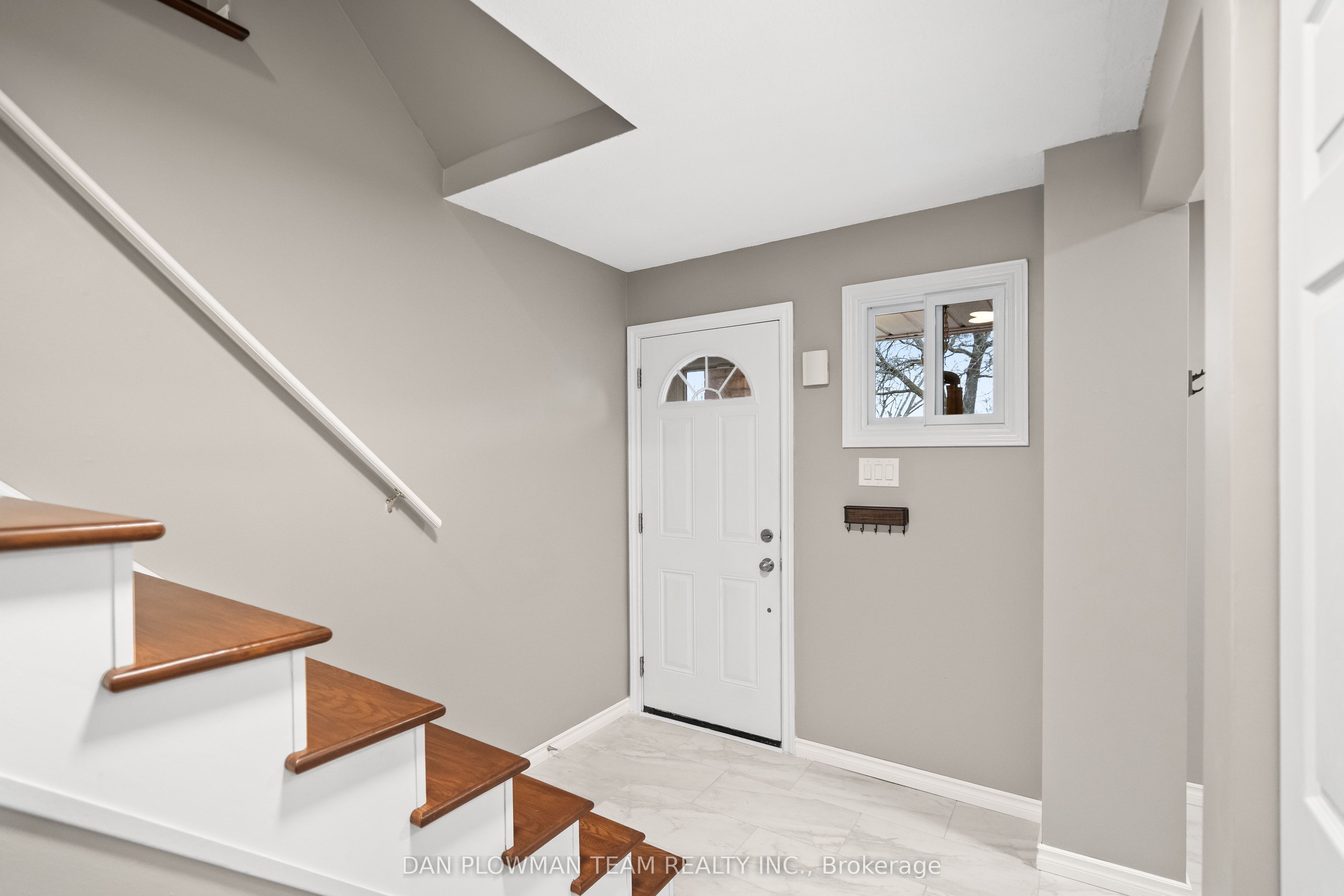 1235 Delmark Court