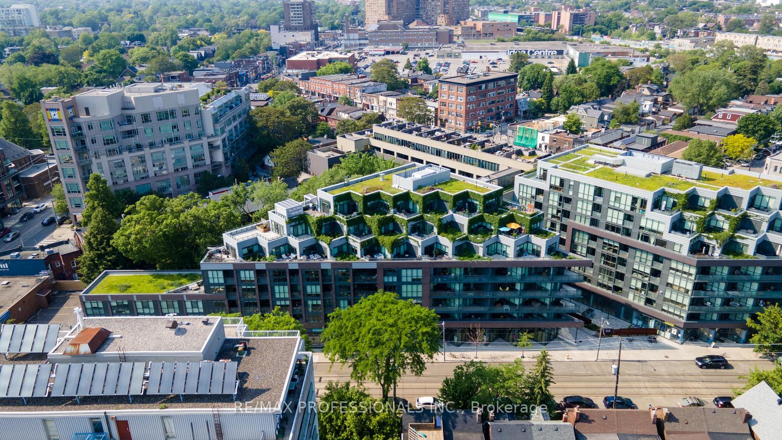 2 Bedrooms Condo at 38 Howard, Toronto For sale